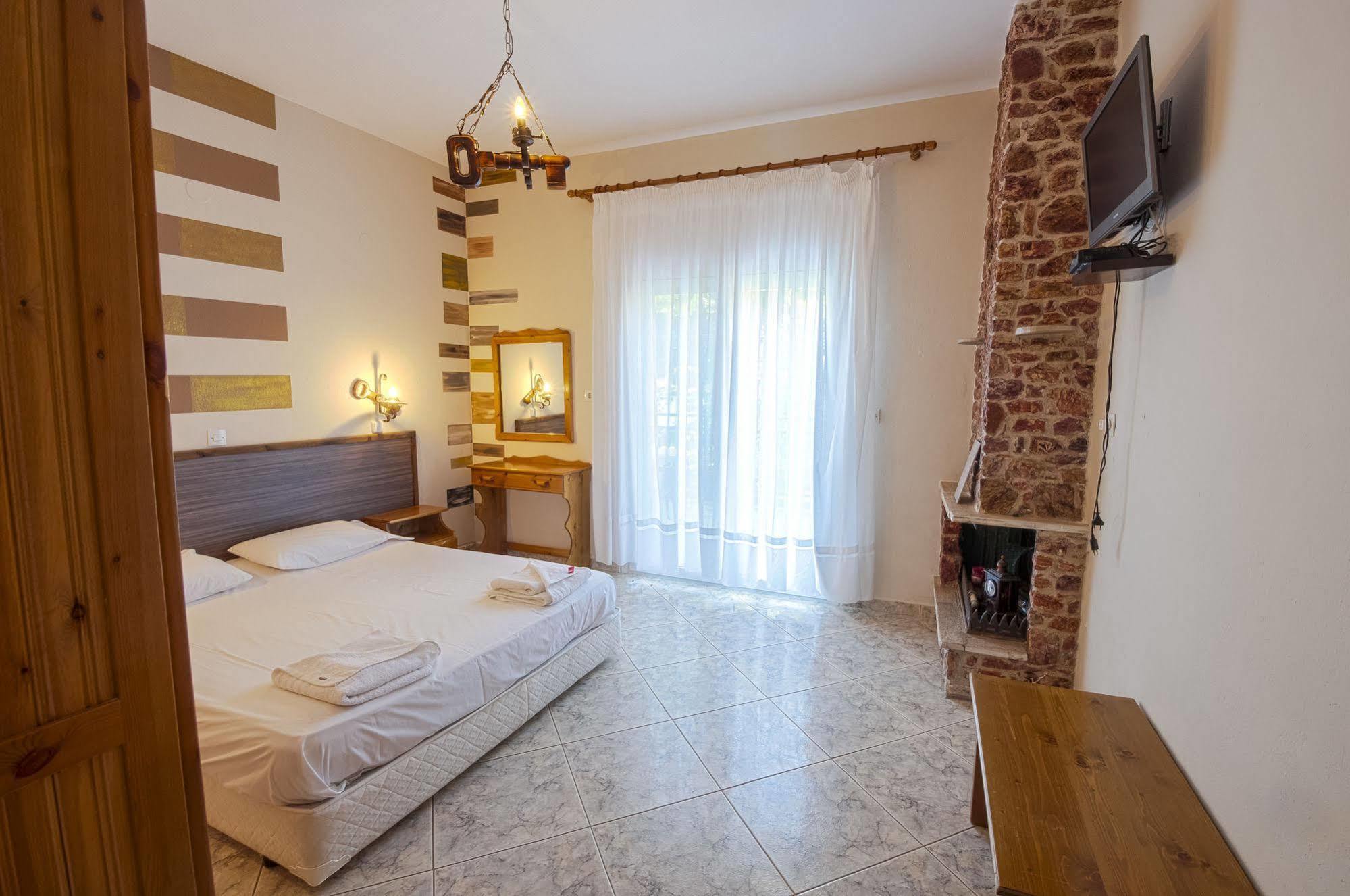 Apartamento Petra Mare Thimonia Exterior foto